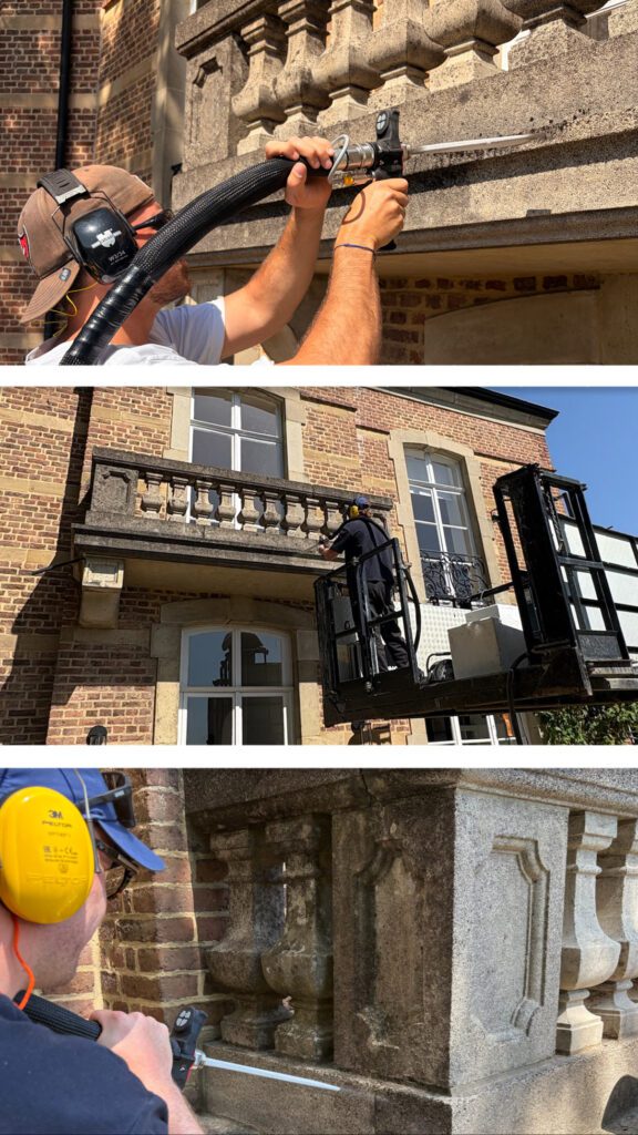 Façade en pierre avec balcons ouvragés, avant nettoyage cryogénique non abrasif